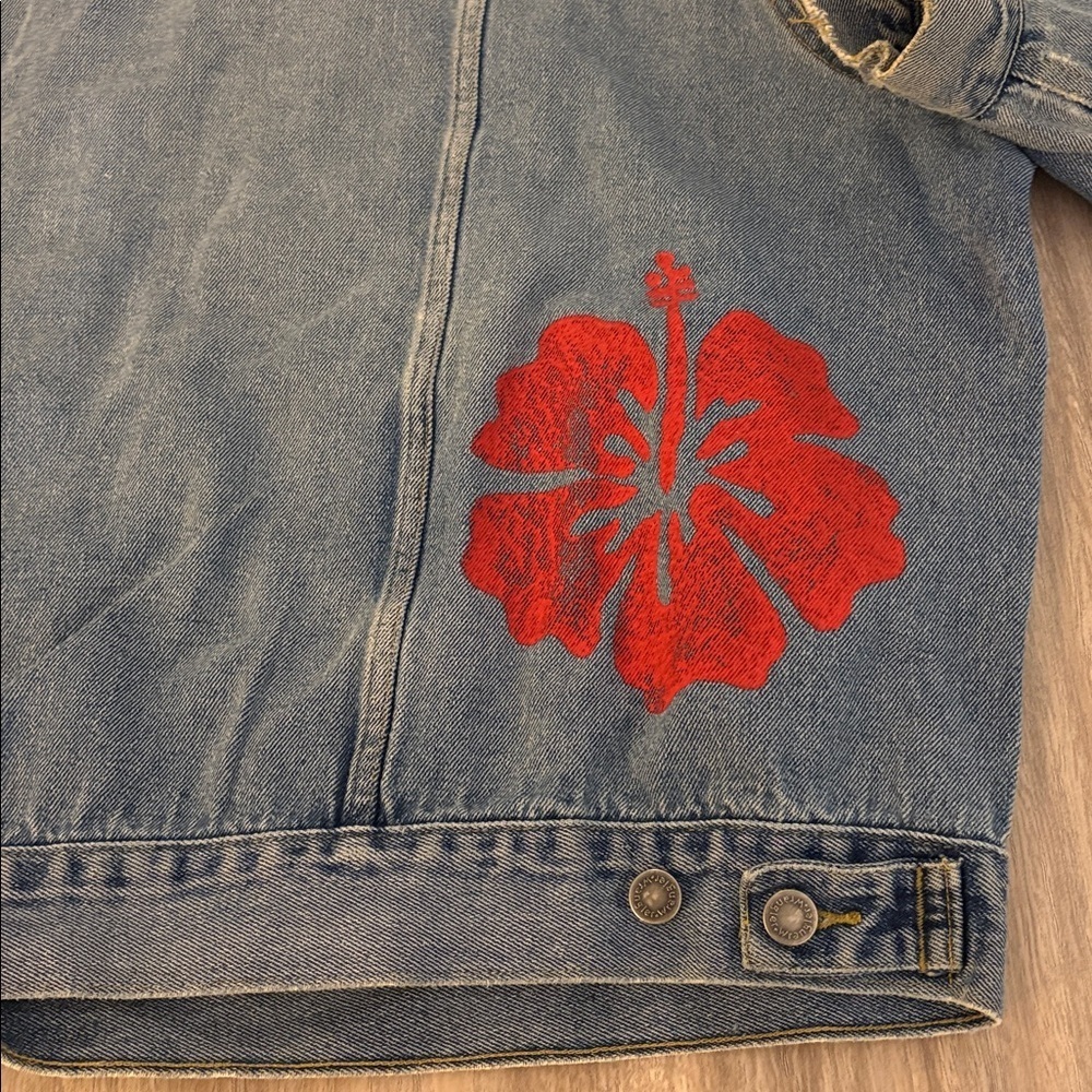 New Free People x Tricia Fix Hibiscus Floral Distressed Jean Jacket Women’s XL - Picture 15 of 16